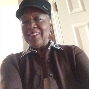 Meet your Posher, Sandra